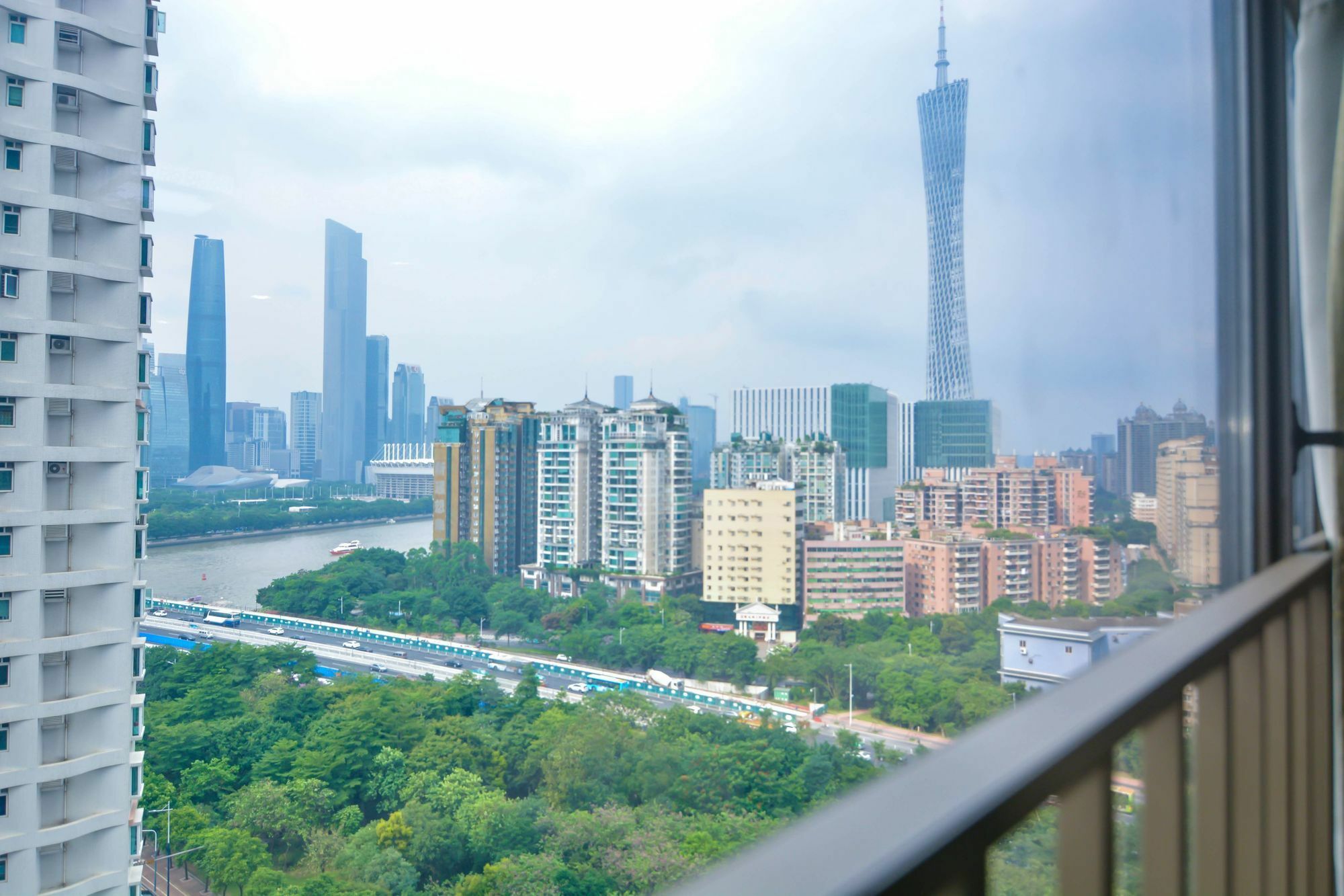 Yumi Apartment Zhujiangxinan Canton Tower Branch ภายนอก รูปภาพ